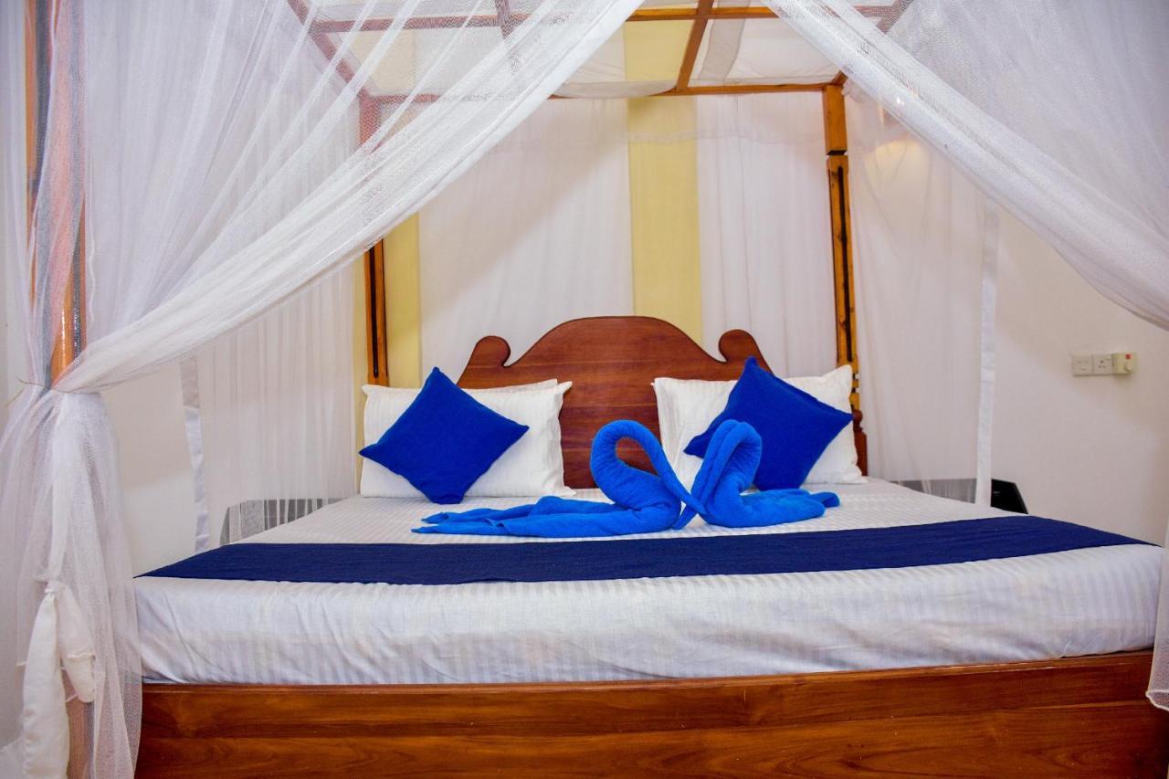 Ocean Gate Villa Tangalle Exterior photo